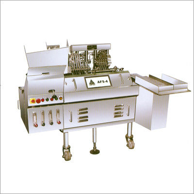 Sterile Liquid Filling Machine Capacity: 600 T/Hr