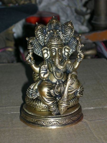 Budha Brass Laxmi Statues Application: For Sewer Line Use