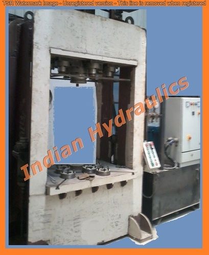 hydraulic moulding press