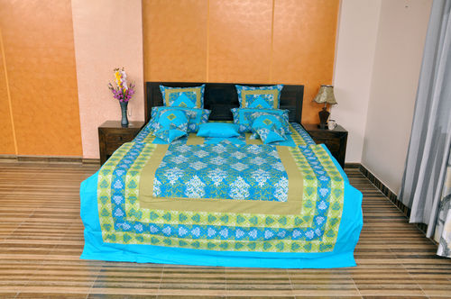 Decorative Bed Sheets - Extra Soft Cotton, Queen Size, Trendy Colors - Anti-Shrinkage, Excellent Coverage