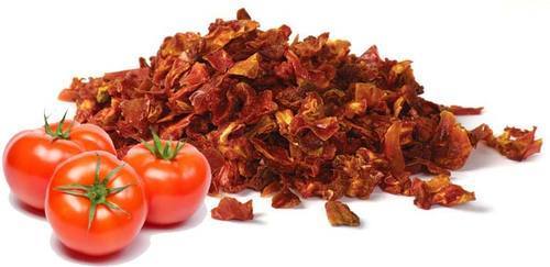 Red Color Tomato Flakes