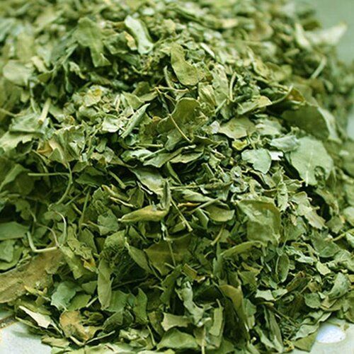 100% Natural Dark Green Dry Moringa Leaves