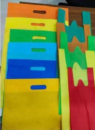 डी और डब्ल्यू कट नॉन वेवन बैग बैग का आकार: भिन्न