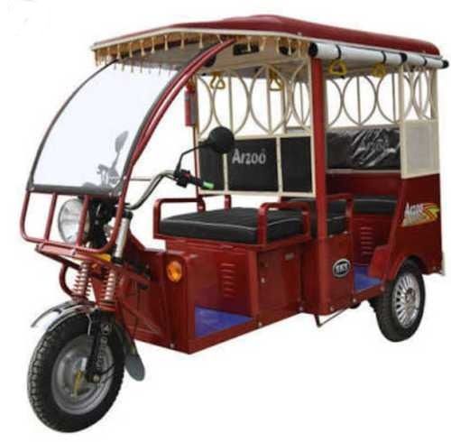 Excellent Torque Power E-rickshaw