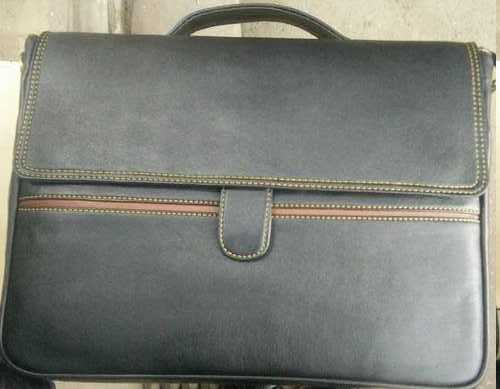 Plain Black Office Executive Bag Size: Standard Sizes Available