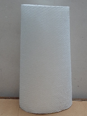 Non Woven Fabric Cleaning Cloth - 9x8 Inches, Silver and White Smooth Finish, Plain Texture for All Season Use