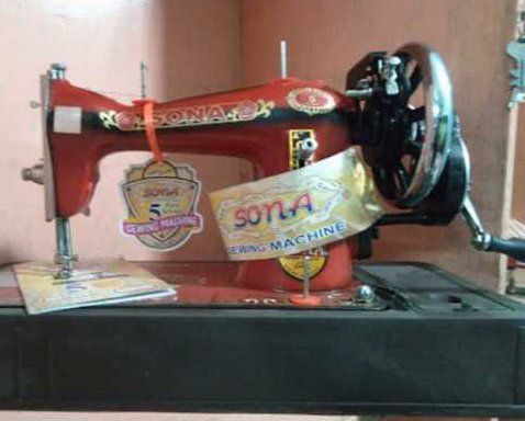 Red And Black Sona Tailor Sewing Machine