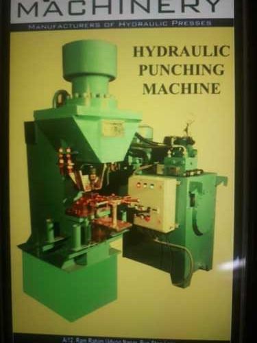 Heavy Duty Hydraulic Punching Machine  Body Material: Steel