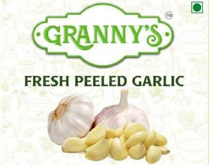 100% Natural Fresh Peeled Garlic