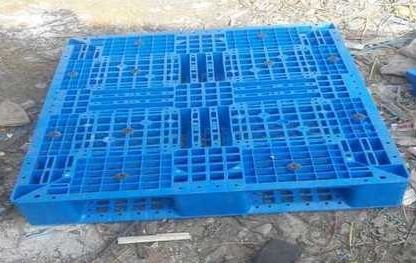 Blue Four Way Plastic Pallets