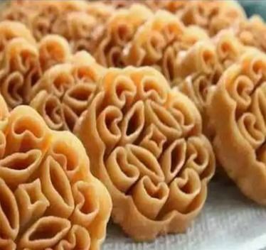 Delicious Taste Rose Cookies Texture: Crispy