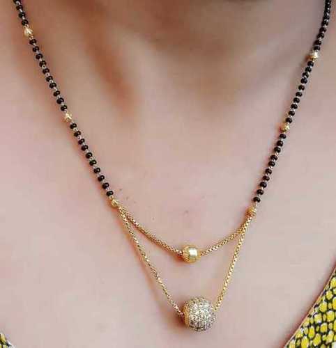 Jadaau Pearl Gold Traditional Choker Set Gender: Women