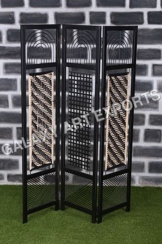 Beige And Black 3 Panel Screen Cum Divider Length: 135  Centimeter (Cm)