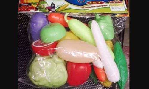 18 Pieces Kids Plastic Vegetables Toy Set