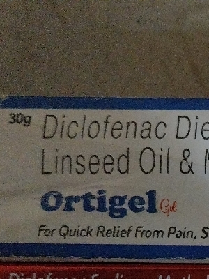 Sun-Kissed Premium Dried Dates - Oval Shape 4-6 cm Size | 100% Natural Rich in Nutrients Exquisite Sweet Taste Ideal for Mouth Freshening