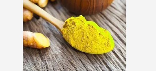 Yellow Dried Turmeric Powder