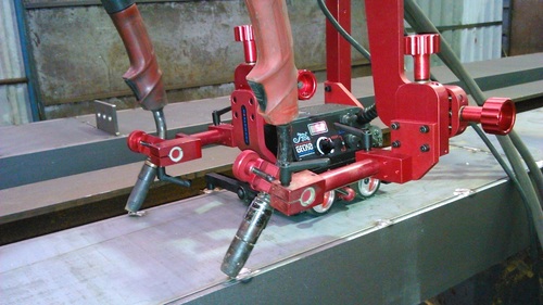 Red Gecko Welding Carriagea  Automatic Box Beam Welding