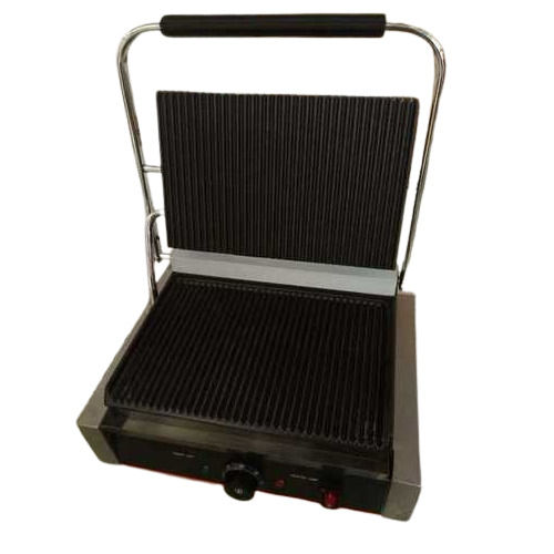 Commercial Electric Sandwich Griller - Automatic Grade: Semi Automatic