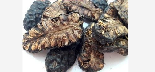 100% Natural Dried Noni Fruit