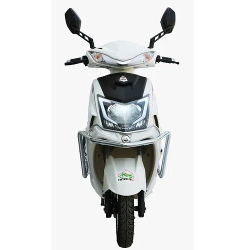 White Electric Scooter (Lethino-Li)