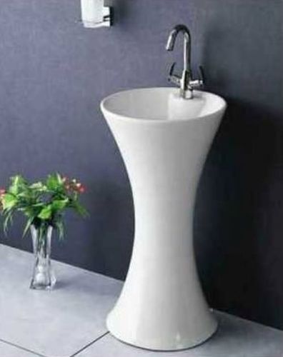 Durable White Ceramic Wash Basin 