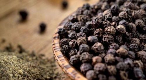 Organic Black Pepper Kali Mirch Essential Oil