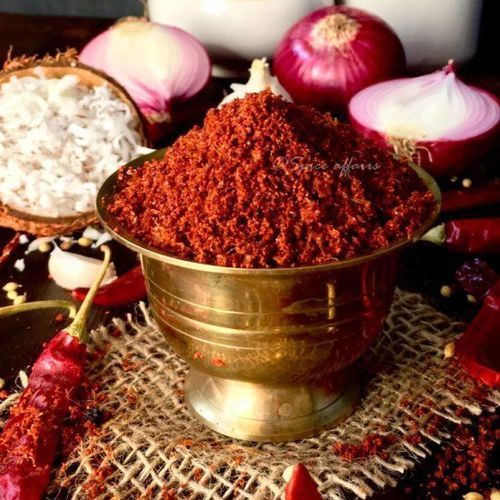 Pure and Natural Kolhapuri Kanda Lasun Masala Powder with 1 Year of Shelf Life