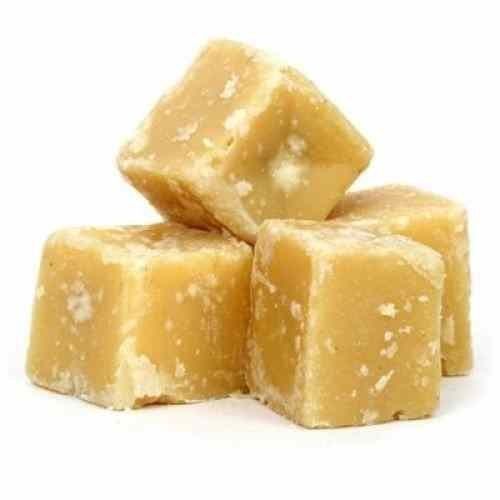 Easy Digestive Sweet Natural Fine Taste Healthy Jaggery Cubes Packed In Plastic Packet Ingredients: Date