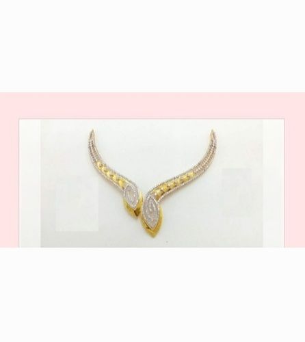 Ladies Fancy And Elegant Design Polished Finished Diamond Necklace Very Good