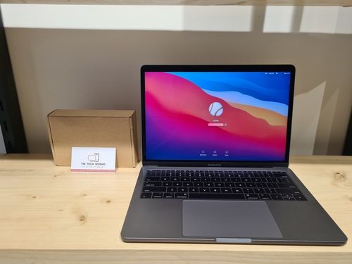 13 Inch Anti-Glare FHD Screen 256 GB SSD Apple MacBook Pro