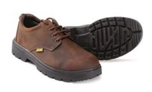 men safety shoes