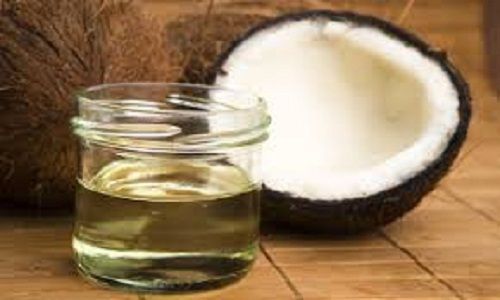 100 % Pure Natural Coconut Oil With Yellowish Color Use In Hair Oiling