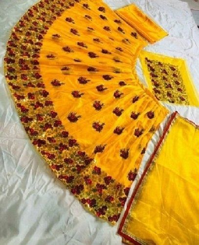 bridal wedding wear pure silk embroidered pattern yellow lehenga choli 909