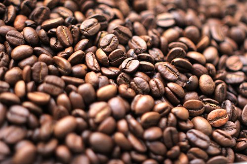 High Quality Arabica And Robusta Coffee Caffeine (%): 1.8  Milligram (Mg)