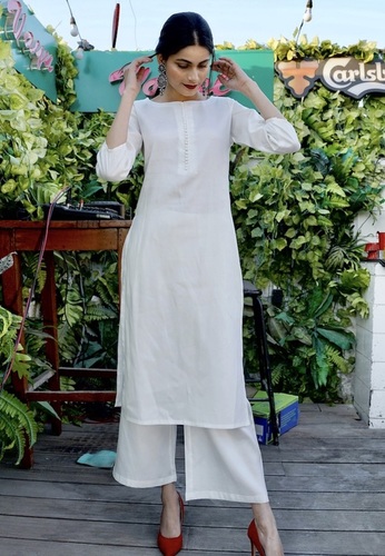 Discover more than 89 white ladies kurti design super hot - thtantai2