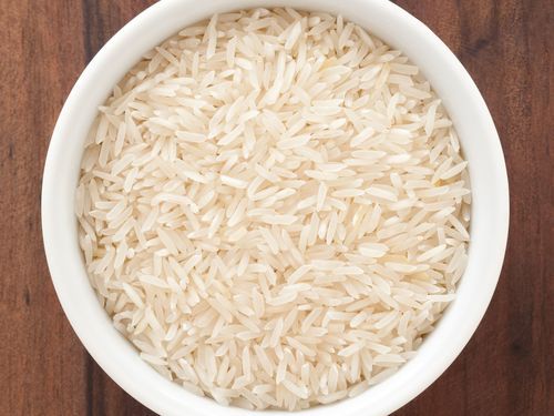  100% शुद्ध प्राकृतिक और जैविक रूप से उगाए गए लंबे दाने वाले बासमती चावल