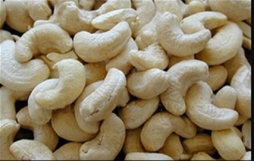 White Color Organic Scorched Cashew Nuts With High Nutritious Value