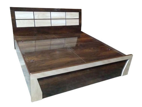 Machine Made 60 X 80 Inches Rectangular Polish Finished And Termite Proof Wooden Double Bed 