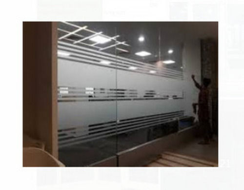 Transparent Safe, Reliable And Reasonable Rates 4 Mm Thick Frosted Glass Application For Office 