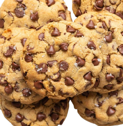 Ready To Eat Sweet And Delicious Crispy Round Chocolate Chip Cookies 
