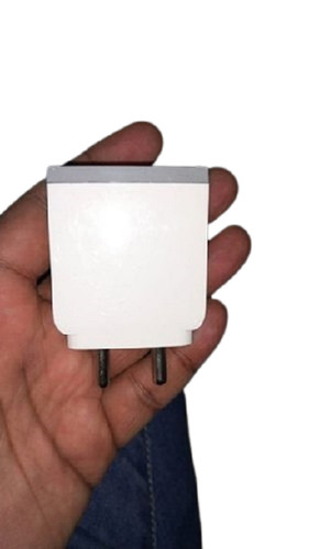 Light Weight And High Build Quality Mobile Phone Charger - White Bar Design | Fast Charging, LED Indicator, Dual Use for Home and Travel