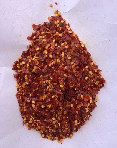 Spicy A Grade Hygienically Packed Naturally Grown Red Chilli Flakes