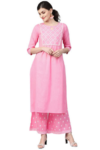 Washable And Quick Dry 3/4th Sleeves Straight Cotton Kurti With Pant For Ladies