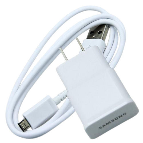 White Rubber And Plastic Body 2 Ampere Mini Usb Mobile Charger With Data Cable