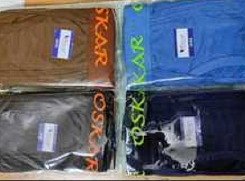 विभिन्न रंगों में आता है स्मूद और सॉफ्ट टेक्सचर फ़ैब्रिक पुरुषों के अंडरवियर