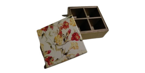 Square Shaped 4 Section Cardboard Dry Fruit Packaging Box