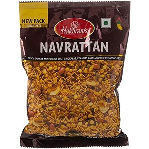 Masala Salted Traditonal Indian Flavoured Excellent Crunchiness Haldirams Navratan Mix  Carbohydrate: 8% Percentage ( % )