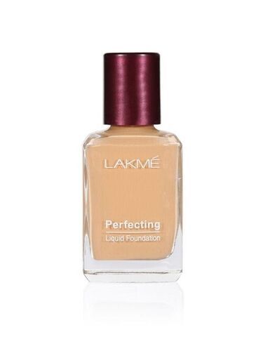 Easily Blendable Lakme Perfecting Liquid Foundation