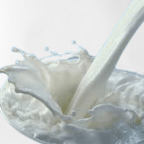 Excellent Quality Nutrition Delicious Taste White Colour Fresh Cow Milk Application: Industrial