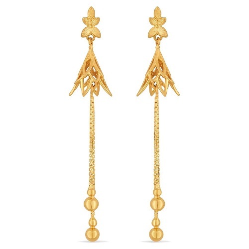 स्टाइलिश एलिगेंट लुक वाला गोल्ड प्लेटेड इयररिंग सेट कैज़ुअल और पार्टी वियर के लिए